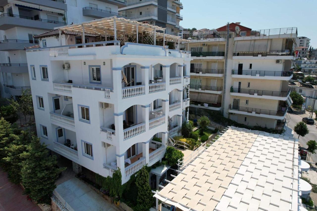Hotel Erdano Sarandë Exteriör bild
