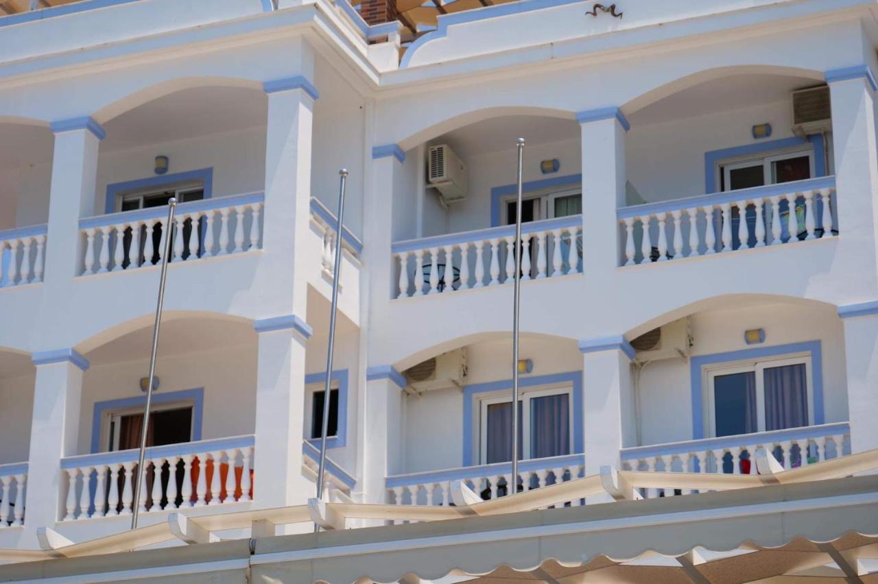 Hotel Erdano Sarandë Exteriör bild
