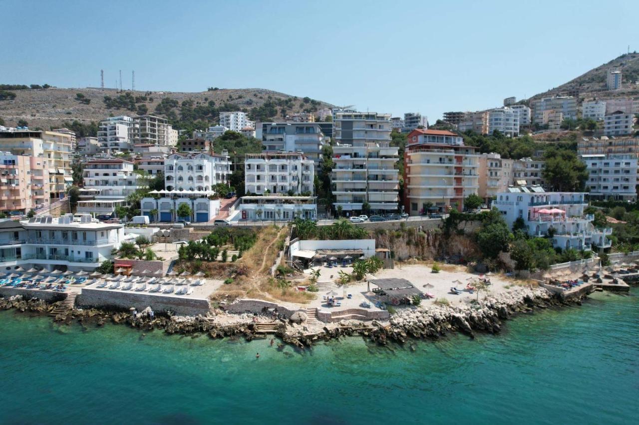 Hotel Erdano Sarandë Exteriör bild