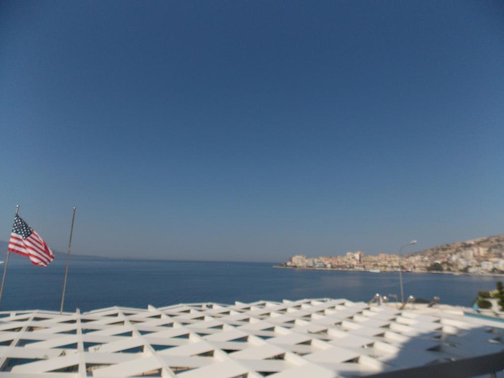 Hotel Erdano Sarandë Exteriör bild